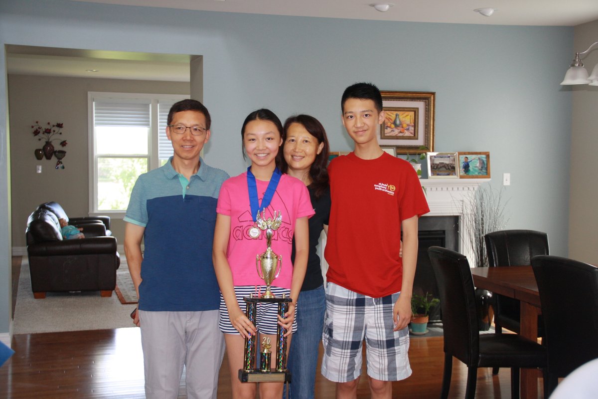 rockwoodschools's tweet photo. Crestview Middle student Alice Liu has received top honors by winning first place at the state level and second nationally in the InvestWrite essay contest, which serves as a culminating activity for students who play the Stock Market Game.

Read more: https://t.co/Tmit7gS3pE https://t.co/SaGeCmmzjh