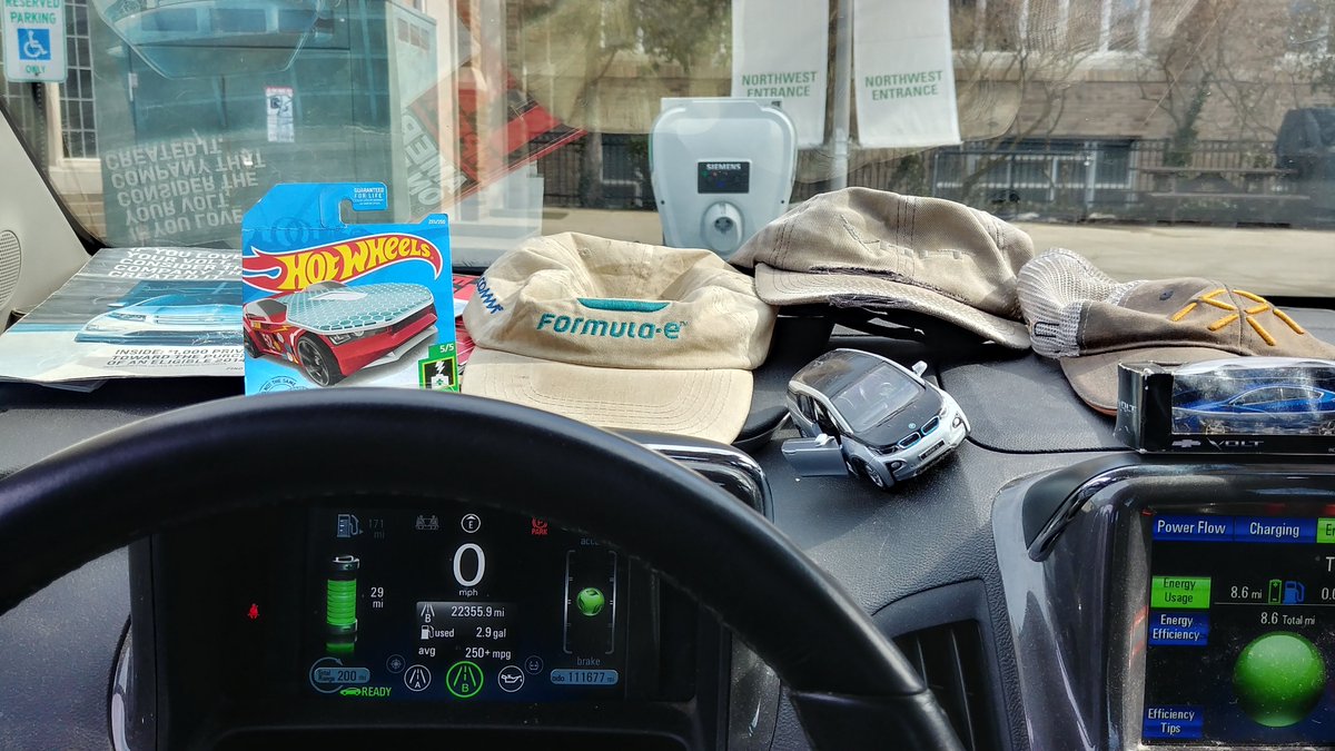 AmazingChevVolt's tweet photo. @GoUltraLow PUBLISHERS NOTE/
I Know...
Still Stuck On @GM @GMCanada #ChevyVolt #GMVoltec #EREV #ElectricFueledVehicle
(@Opel #AMPERA).
3rd One Since 2012! 
#AmazingChevVolt
#AmazingChevVolt2
#AmazingChevVolt3
App Remote Starting, Reconditioning &amp; Door Lock/Unlock Since 2012!
#VoltEVRoadTrip https://t.co/vyThPGqxdW