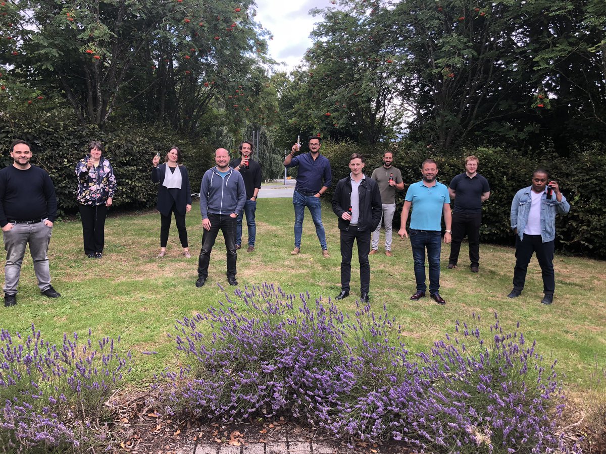 elinhafdavies's tweet photo. We officially declare Unit 12 open! 
5 months since we expanded our footprint in Wrexham 🏴󠁧󠁢󠁷󠁬󠁳󠁿 we finally have the chance to celebrate &amp; meet new staff in person for the first time. (In a socially distant, safe way!) 😷 @aparitohealth is rapidly growing, now at 20 strong. Thanks all https://t.co/X8Mf9Vxr2M