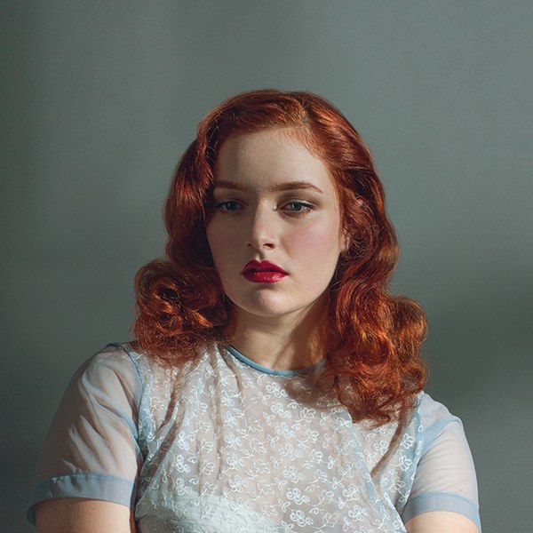 CommArts's tweet photo. CA Winner: Richard Tuschman’s portrait of actress and model Devon Rawlings. https://t.co/qt5ZoE7rRS
#CAwinner #photography #photographyannual #portrait #promotionalportrait https://t.co/Ck08ML5uRG