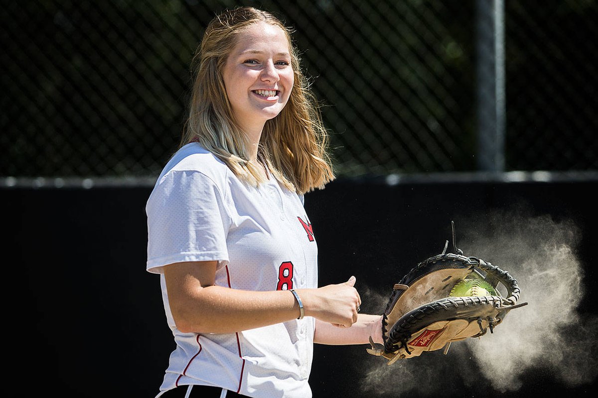HeraldNetPreps's tweet photo. Mountlake Terrace softball player Jamie Bingaman https://t.co/BsdBH9gCPQ https://t.co/EiEonBQnlj
