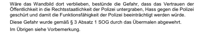 marteimer's tweet photo. Ihr erinnert euch an „Ben“, der eine Postkarte an die Polizei schrieb? Die Beamten antworten nun auf eine kleine Anfrage der Linkspartei, warum sie ein Plakat übermalt haben, das sich über #Bengate lustig machte.

Die Rechtfertigung: Satire gefährdet die öffentliche Ordnung. Uff! https://t.co/W0QmNGCNOY