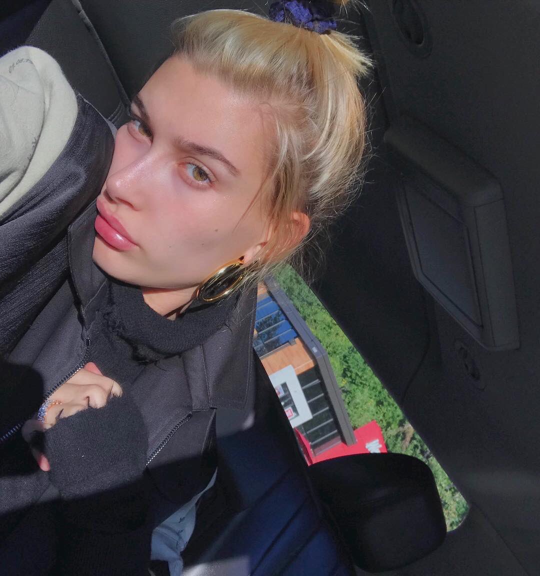 thisrhode's tweet photo. hailey bieber's skin is more iconic than a lot https://t.co/3u9TmCEDOE