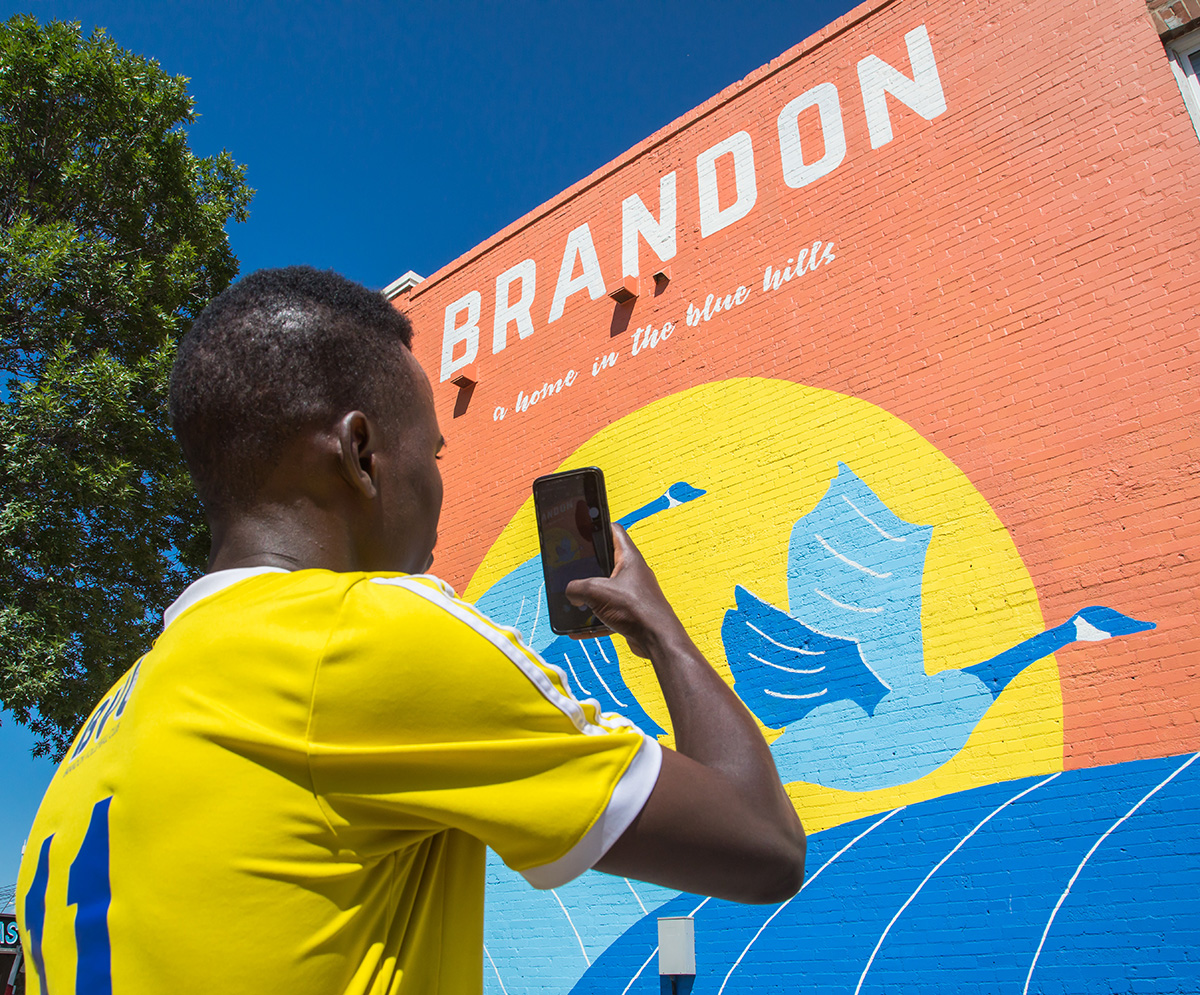 TravelManitoba's tweet photo. There's a lot to explore beneath the Wheat City's quiet, agrarian facade.
Head to https://t.co/2EH6zUdaGE and begin planning your trip to Brandon today!
📸: Sandy Black
#BrandonBringsYouBack #TMBPartner #staysafe #exploremb https://t.co/mQet1ogNlL