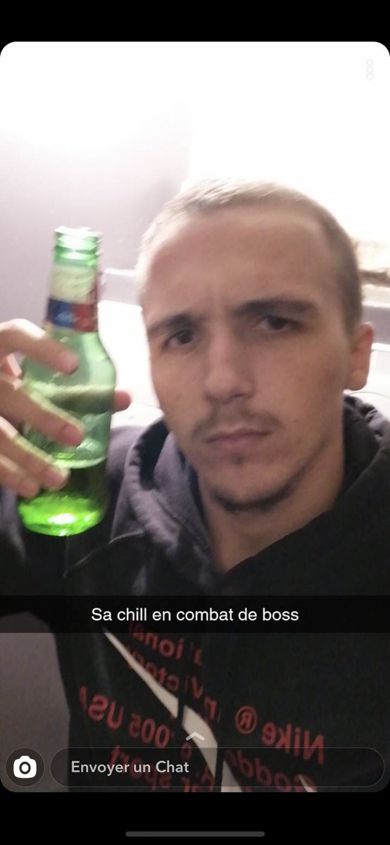 Romain_toscano's tweet image. Thread : le jour où j’ai découvert que mon pote étais un super héros..