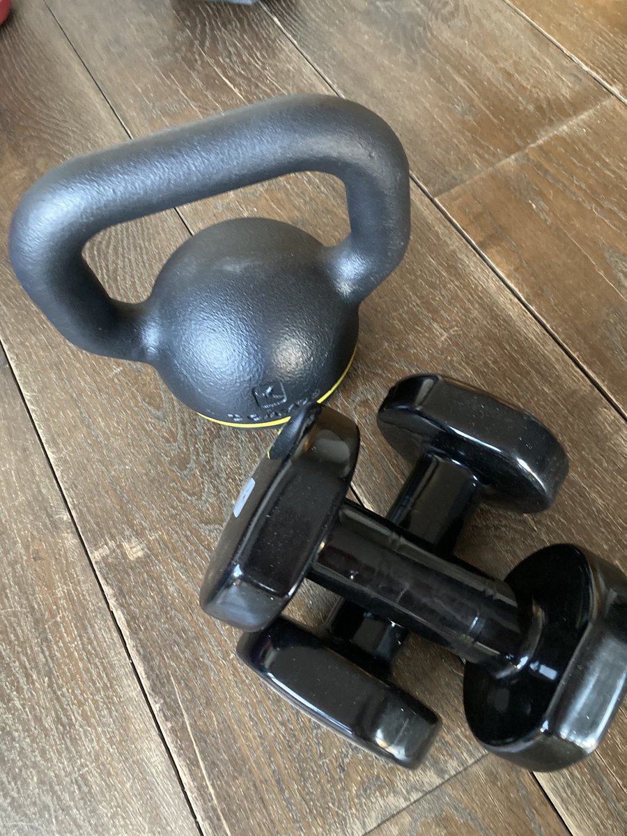 Abbythephysio's tweet photo. On day 4 ⁦@MdtActive⁩ the London #sarcoma team are still churning out the miles 64.91 today an active bunch strolling, cycling and running! I’ve added some weight training for #AHPsActive today too 👍 https://t.co/EAprjvGdH0