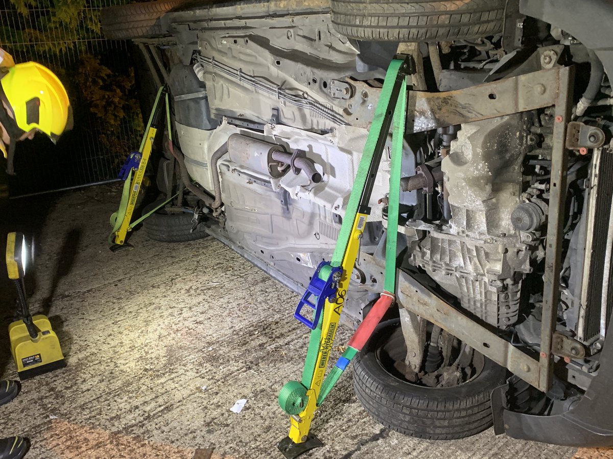 <a href="/MarkyateFire/">Markyate FireStation</a> have been practicing RTC techniques this evening #RTC #RoadSafety #drivetoarrivealive #notjustfires