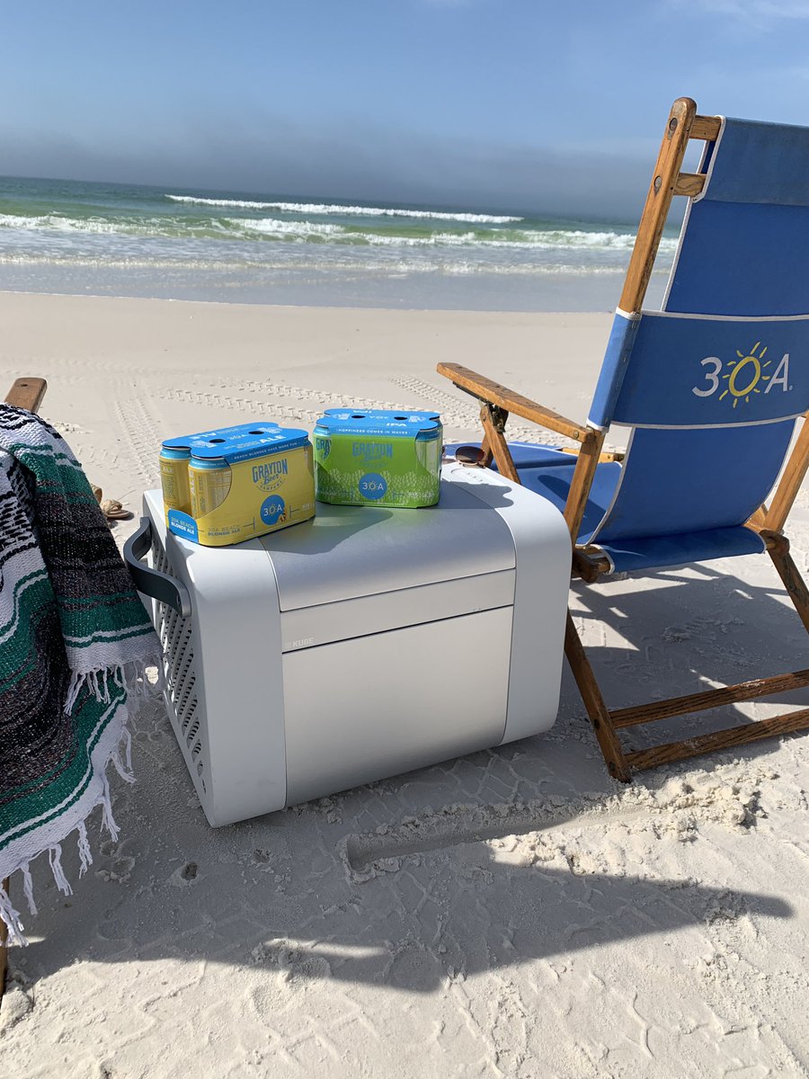 30ARadio's tweet photo. Summer vibes!!! https://t.co/pD7OAm8f5I