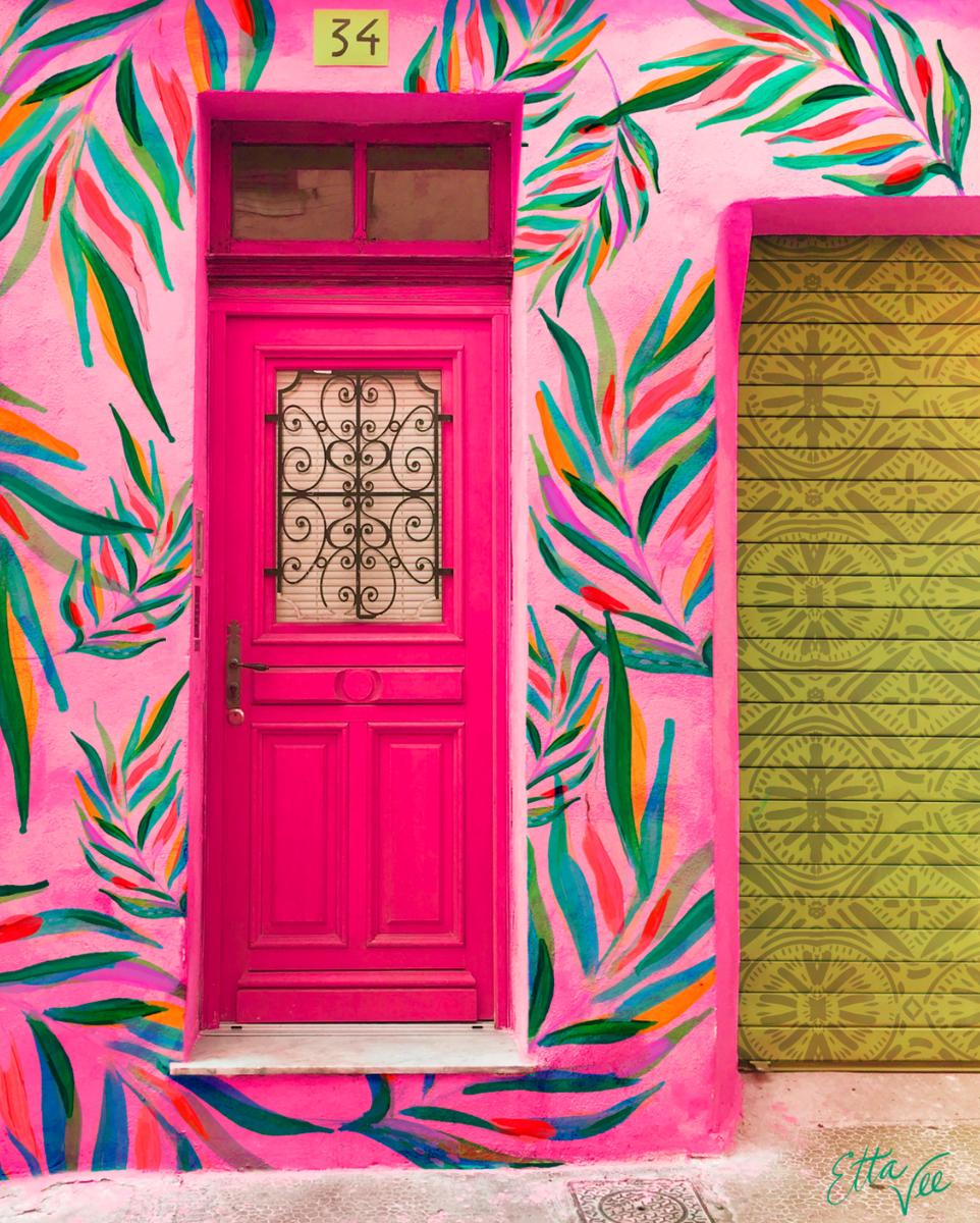 Pick a door! Blue or pink?

"EttaVee Happy Home no.7"  and "EV Happy House no.3" by: Ettavee

s6.co/3gs8Imz