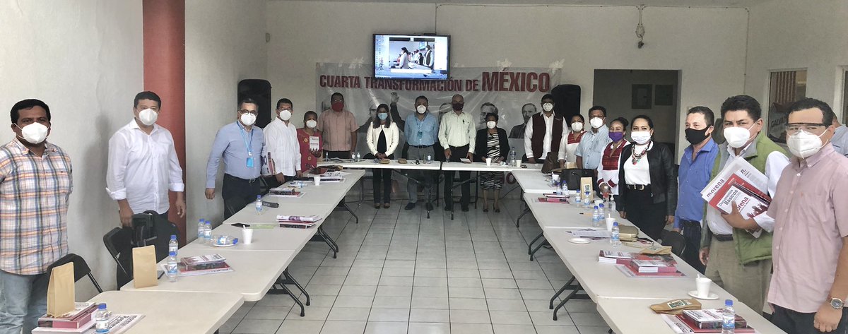 El <a href="/CeeMorena/">MorenaOaxacaCEE</a> tuvimos reunión con los y las <a href="/DiputadosMorena/">Tus Diputadas y Diputados Morena</a> Federales, aprobamos y nos comprometimos a mantener la unidad y fortalecer nuestro partido. <a href="/lopezobrador_/">Andrés Manuel</a> <a href="/CENMorenaMX/">Partido Morena</a> <a href="/aramirezcuellar/">Alfonso Ramírez Cuéllar</a> <a href="/BerthaLujanMx/">Bertha Luján Uranga</a>