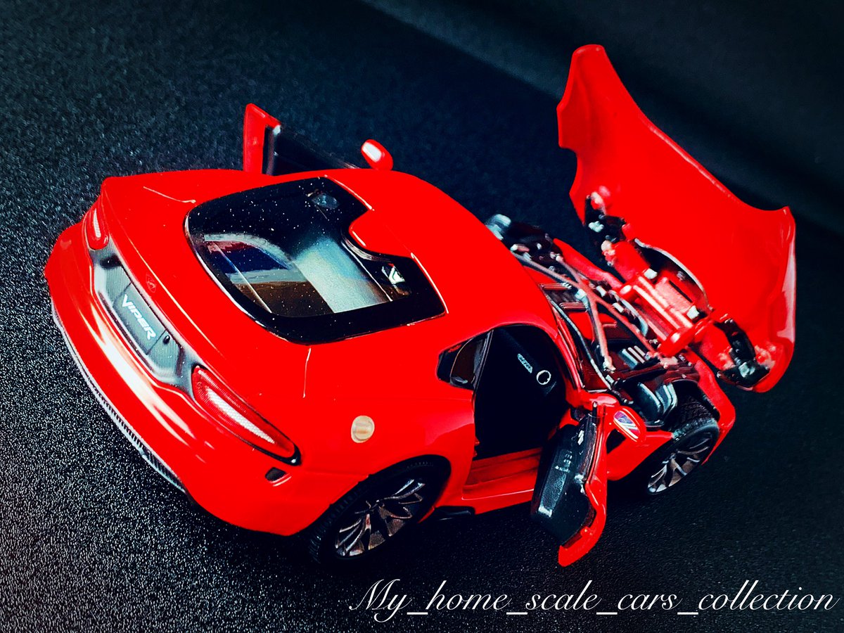 VrfRus's tweet photo. 🇺🇸DODGE VIPER SRT GTS 2013 1:24 MAISTO SPECIAL EDITION🇺🇸
#america🇺🇸 #car #toy #машина #игрушка #dodge #viper #srt #gts #2013 #dodgeviper #dodgevipersrt #dodgevipergts #dodgeclub #dodgelove #dodgenation #dodgepower #dodgefamily #dodgelifestyle #dodgelovers #124scale #maisto https://t.co/Uv31XJHTr4