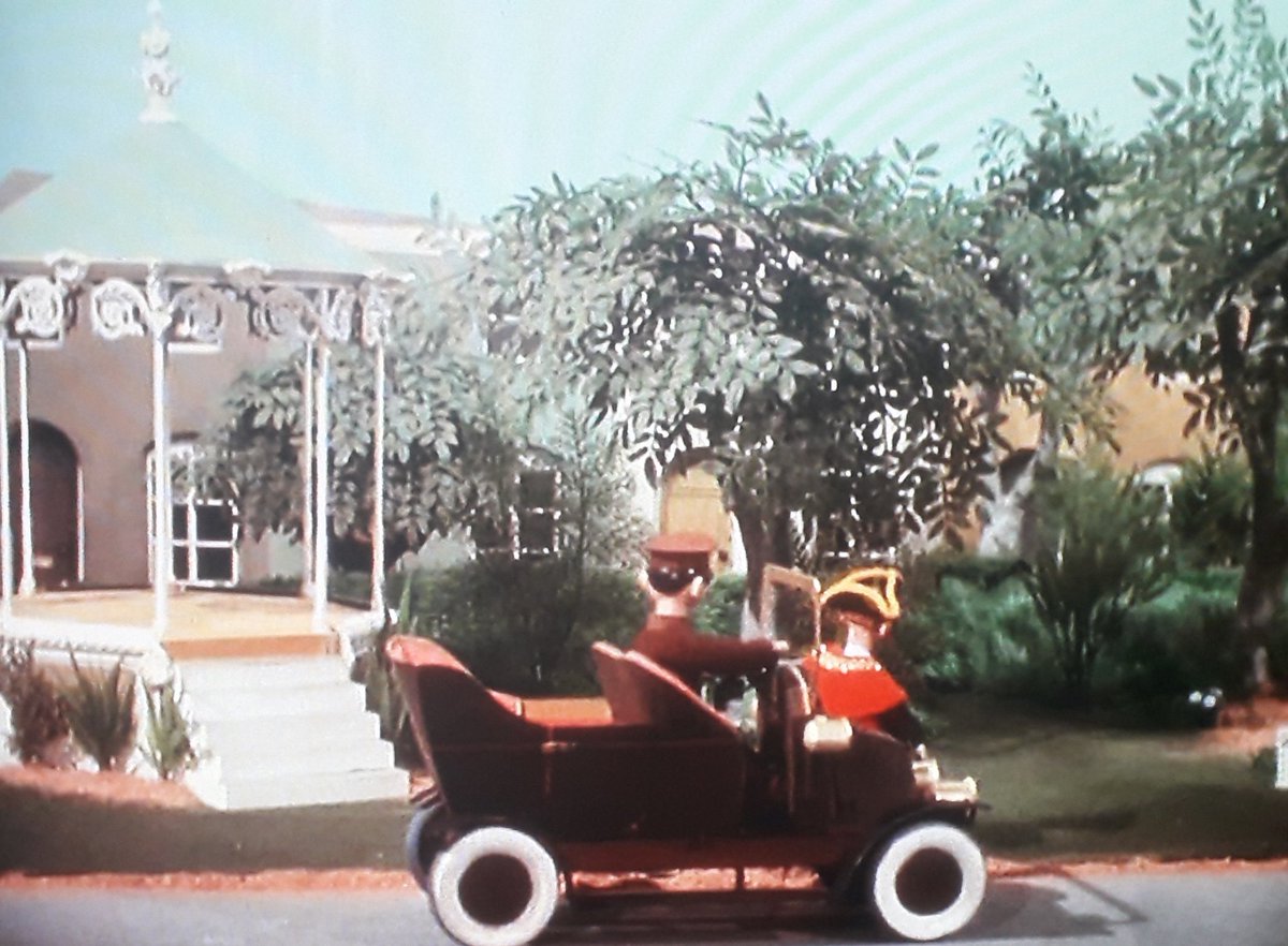 And with a rare glimpse of the vacated bandstand, and The Mayor's impressive car (and suspiciously named chauffeur Philby), that's it for Trumpton. No prizes for guessing where we're headed next...