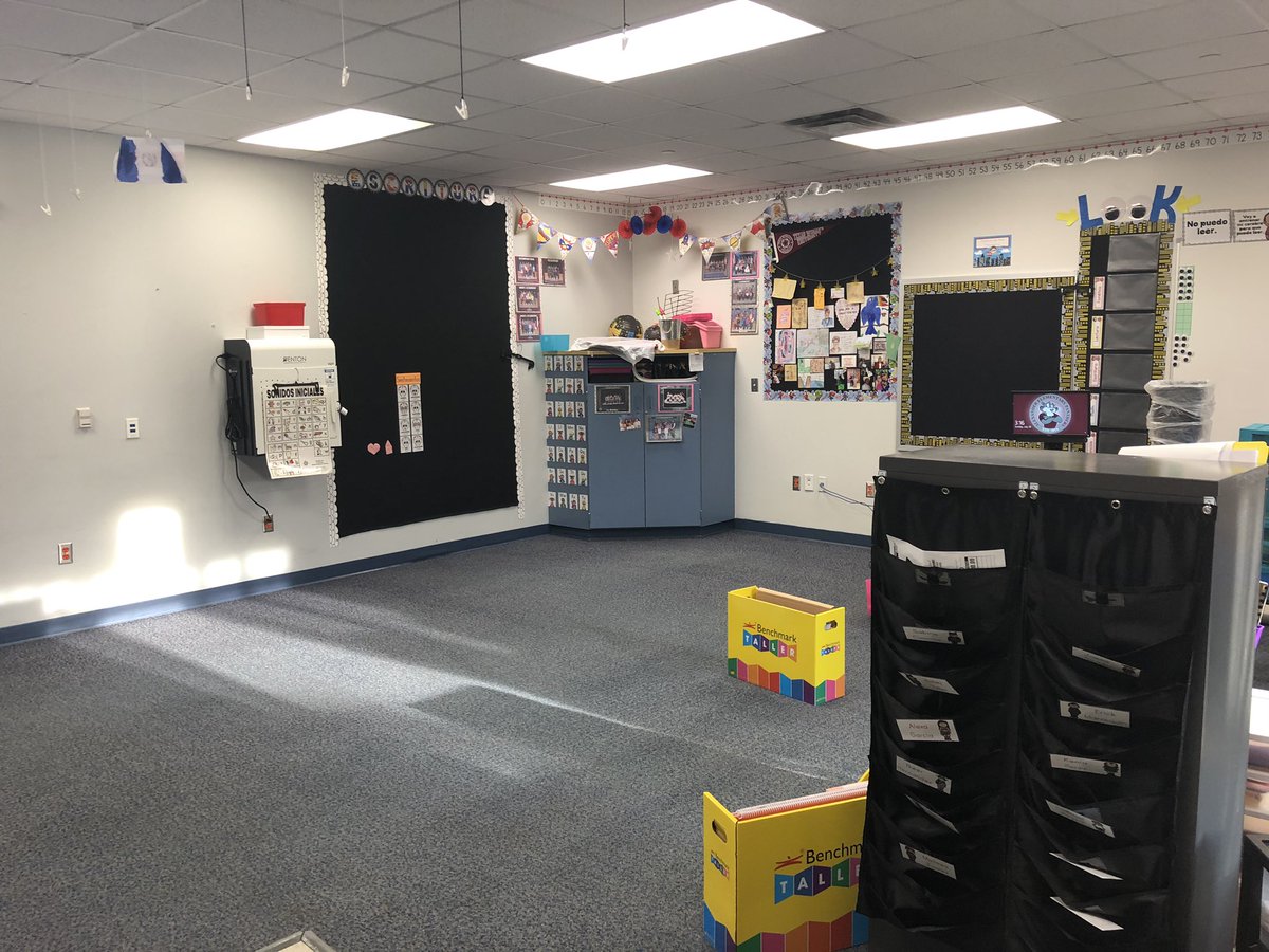 Mayra_Rdz87's tweet photo. First day back! This was a mentally and emotionally exhausting way to begin. Anxiety was high but I got a lot done while trying to stay safe. #westicktogether #AlexanderElementary #DentonISD #kinder https://t.co/s9PVemY1We