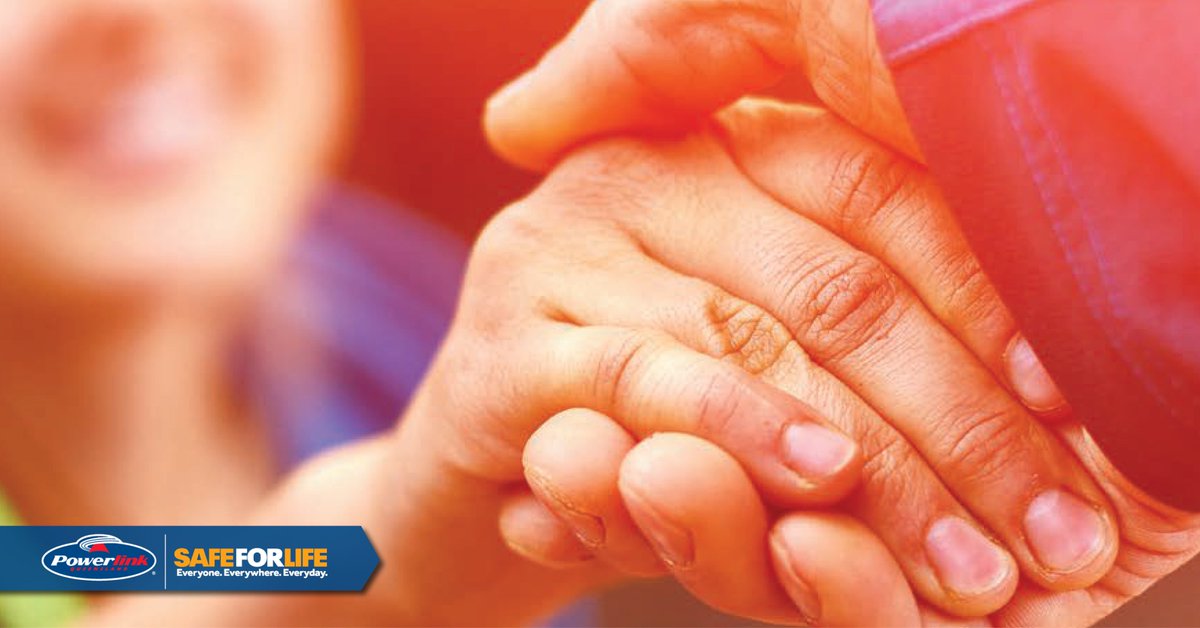 powerlinkqld's tweet photo. Overwhelming feedback from our #customers has led to a new partnership with @ergonretail and @icansocial training new financial counsellors to support families in financial crisis. Find out more: https://t.co/QIhIUmvqv7 https://t.co/rYgGwIjGN2