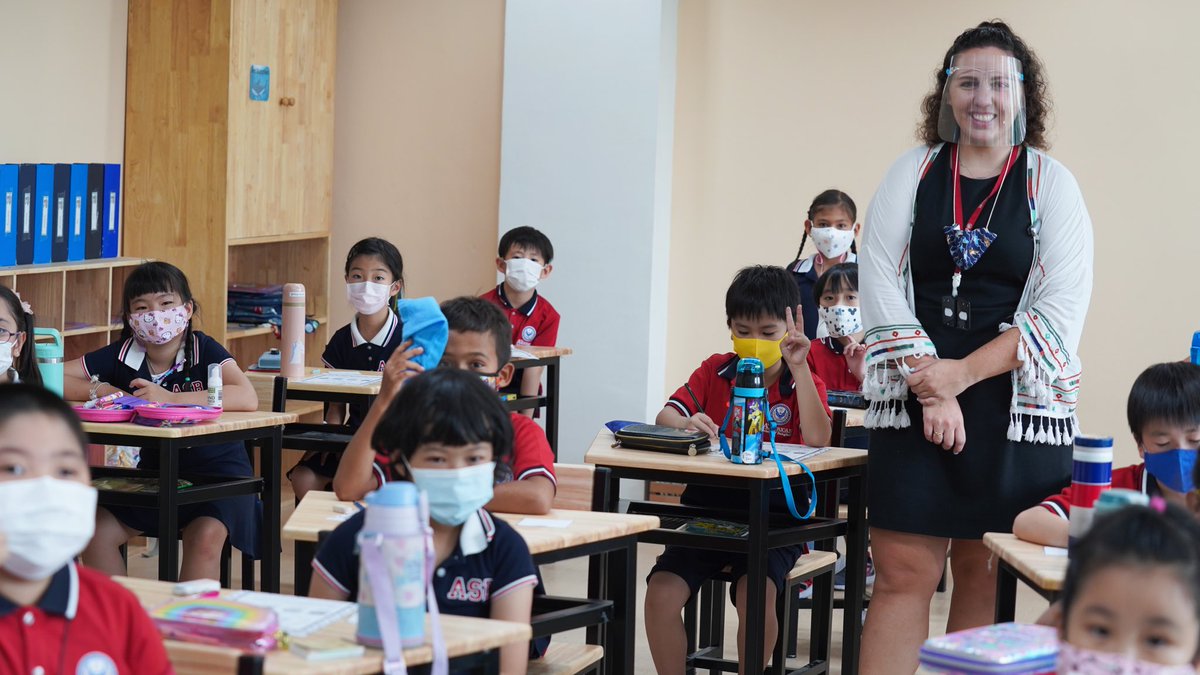 First Day Snippets

A BIG shout out to all of our students, our ASB families, and our teachers today for making our first day of school a success. We thank all of our parents for their continued support and patience as we all go through this new normal. 

#ASBSukhumvit
#ASBSK