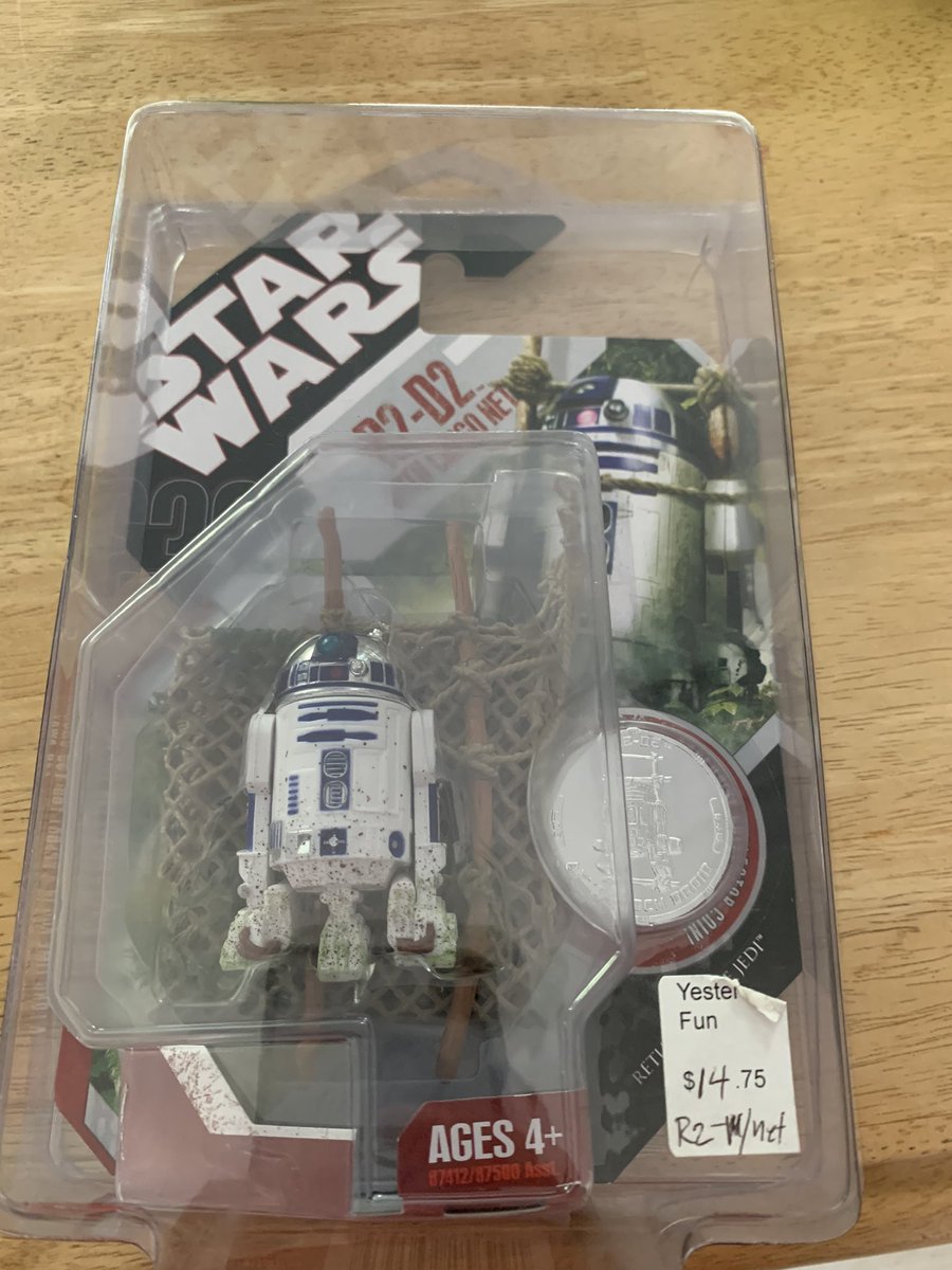 theC0LLECT0R_'s tweet image. With the feeling that by 2023 we may see the Ewok Village make it’s way back to collectors for the 40th of ROTJ. I purchased this today in fear his price may go up in the future. Thanks to #yesterdaysfun #BethanyBeach