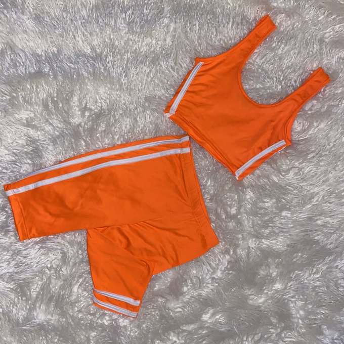 More items posted on my Poshmark💗 https://t.co/U1XYBMIQUX https://t.co/F8lrdjOSWc