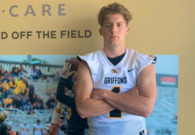 6starfootballMO's tweet photo. RANKINGS UPDATE: TEs moving up in latest Top250 Rankings (2021) — Six Star Football takes a look at several of the state's top ranked TE prospects, including @aidan_jonas_TE among others:

https://t.co/jhF6AKo4Z8 https://t.co/ThK1lAj9Mq