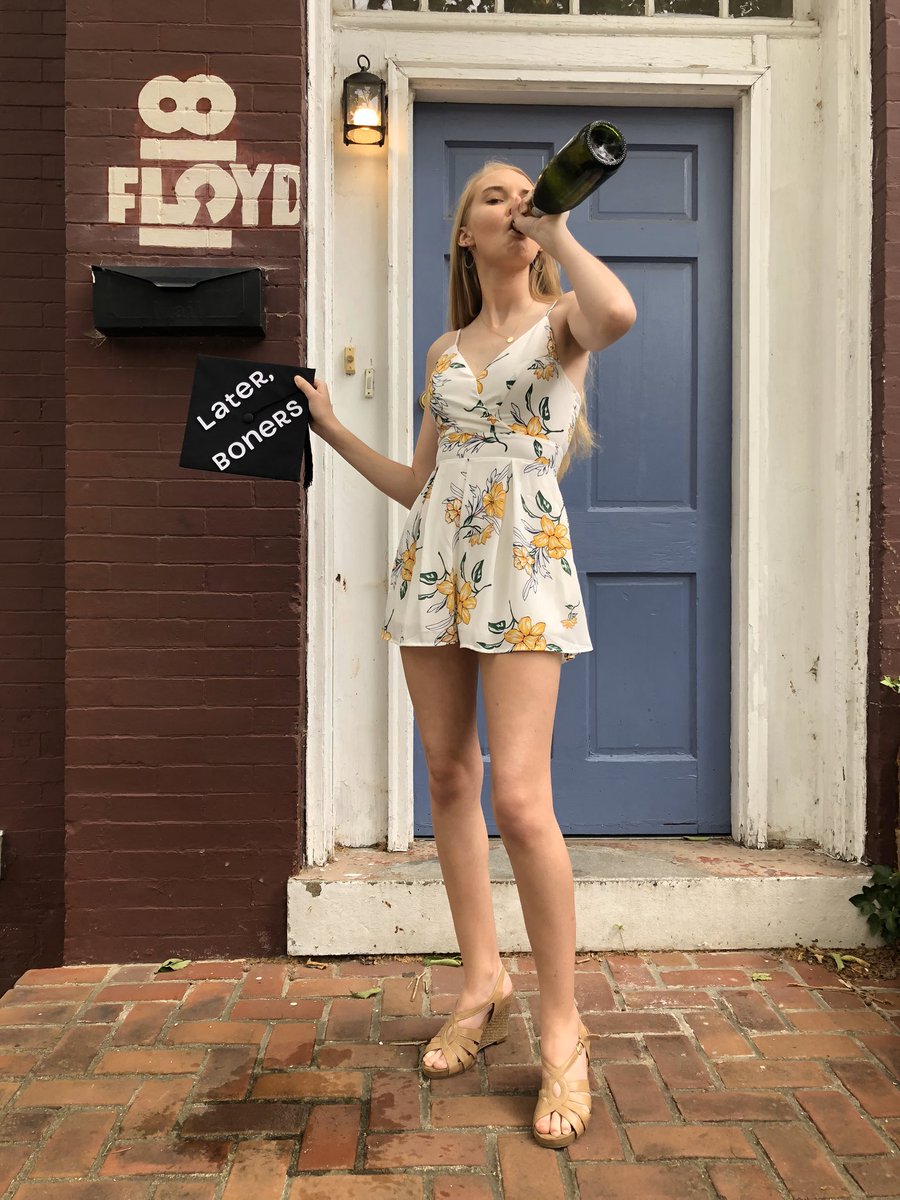 StrangEmmaJane's tweet photo. Also in honor of the 15th Anniversary of Sunny...here is how much I love this show #SunnyFXX #15YearsofSunny https://t.co/fhfIFVkfxX