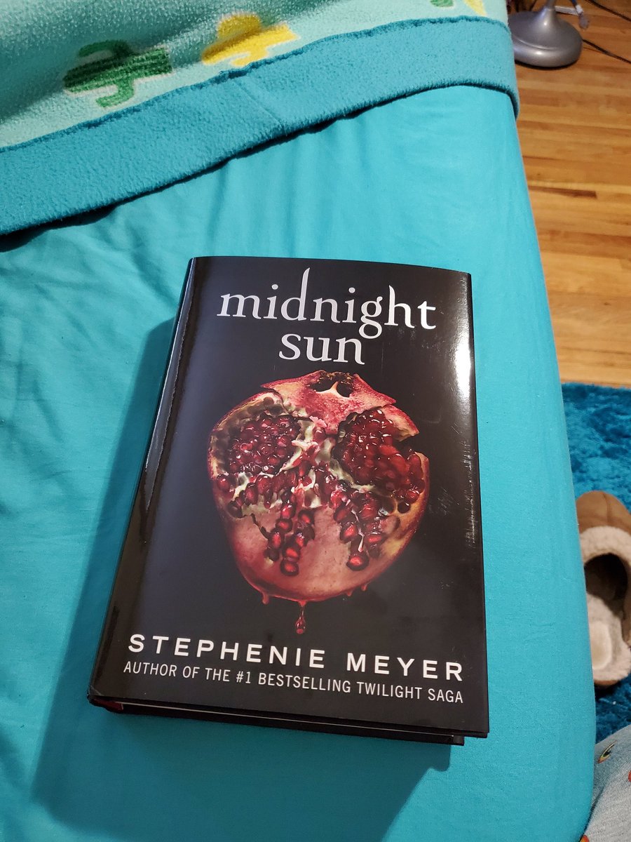 BigMommaJayee's tweet photo. Let's goooooo 
#MidnightSun #TwilightSaga #twihard https://t.co/w1u9OjVC5o