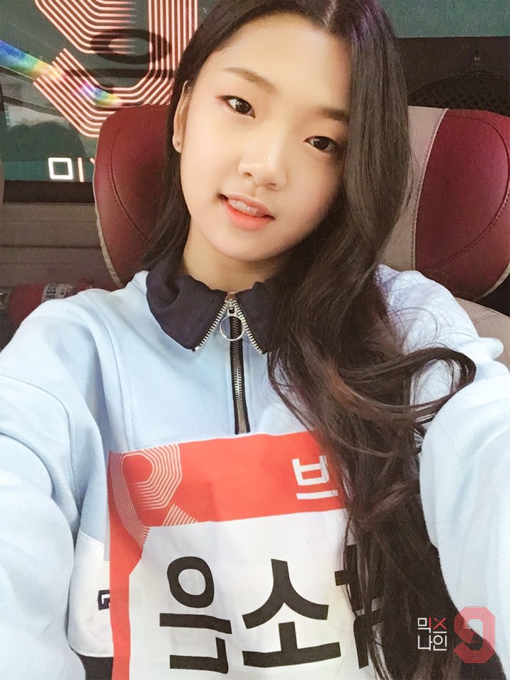 A thread of Weeekly pre-debut photos;LOEN Girls ★ FAVE Girls ★ PLAYM GirlsNote: None of the pictures were edited/cropped so this thread may contain former trainees and former mixnine contestants  #Weeekly  #위클리  @_Weeekly