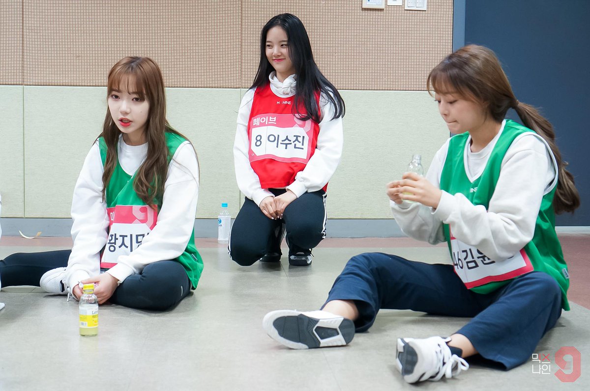 A thread of Weeekly pre-debut photos;LOEN Girls ★ FAVE Girls ★ PLAYM GirlsNote: None of the pictures were edited/cropped so this thread may contain former trainees and former mixnine contestants  #Weeekly  #위클리  @_Weeekly