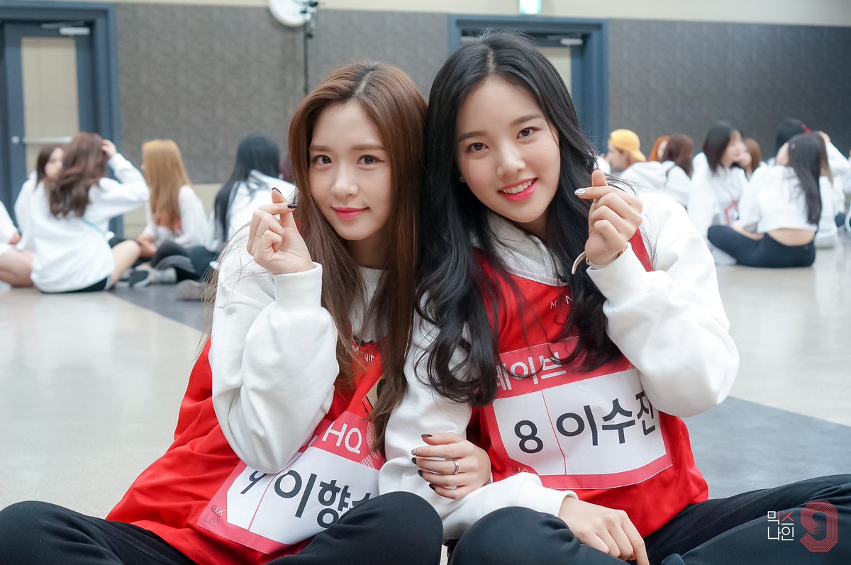 A thread of Weeekly pre-debut photos;LOEN Girls ★ FAVE Girls ★ PLAYM GirlsNote: None of the pictures were edited/cropped so this thread may contain former trainees and former mixnine contestants  #Weeekly  #위클리  @_Weeekly