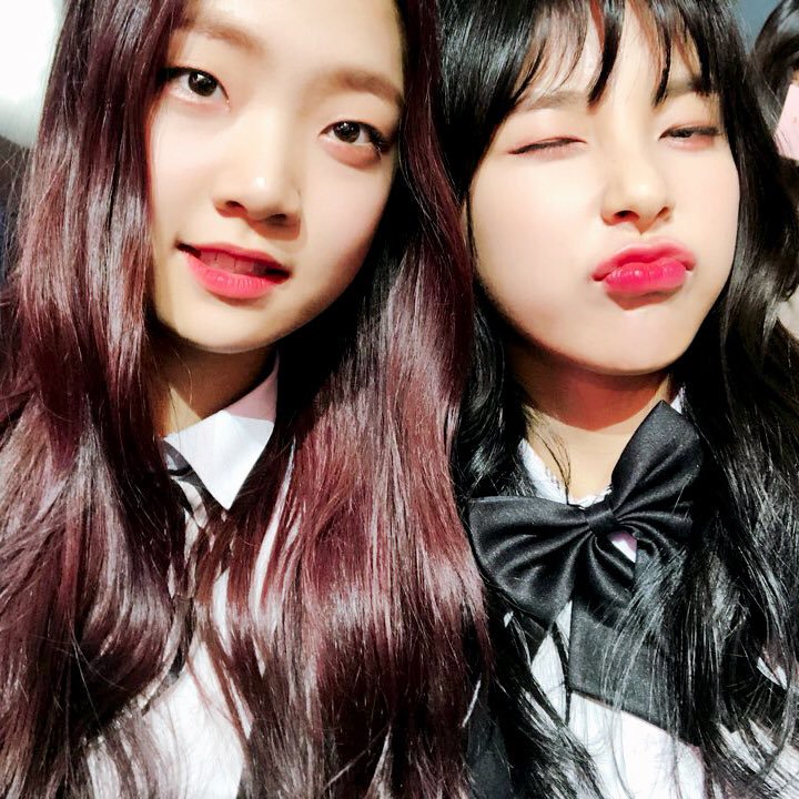 A thread of Weeekly pre-debut photos;LOEN Girls ★ FAVE Girls ★ PLAYM GirlsNote: None of the pictures were edited/cropped so this thread may contain former trainees and former mixnine contestants  #Weeekly  #위클리  @_Weeekly