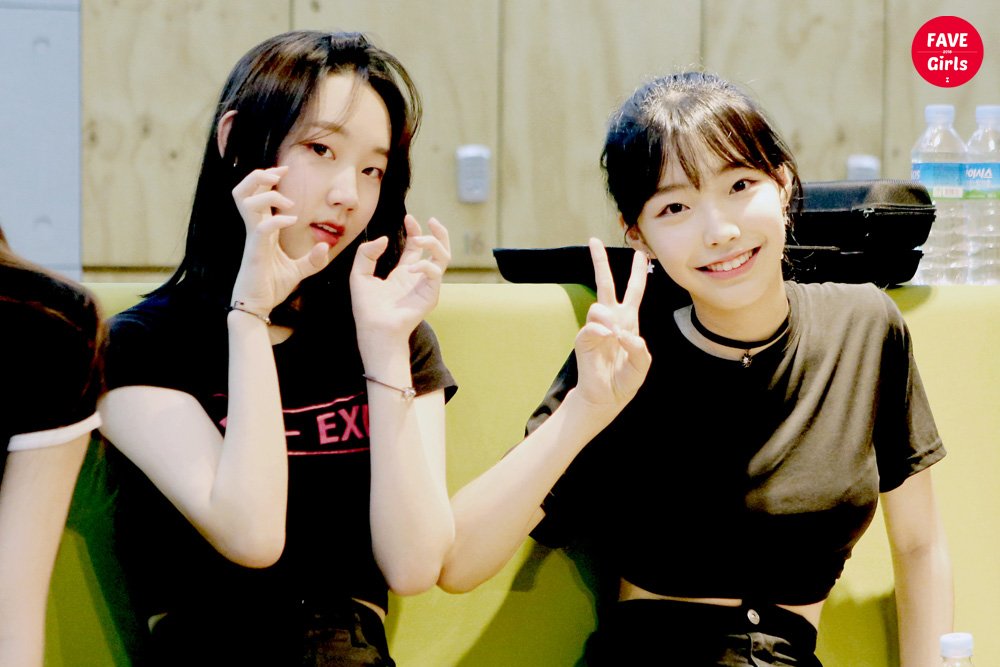 A thread of Weeekly pre-debut photos;LOEN Girls ★ FAVE Girls ★ PLAYM GirlsNote: None of the pictures were edited/cropped so this thread may contain former trainees and former mixnine contestants  #Weeekly  #위클리  @_Weeekly