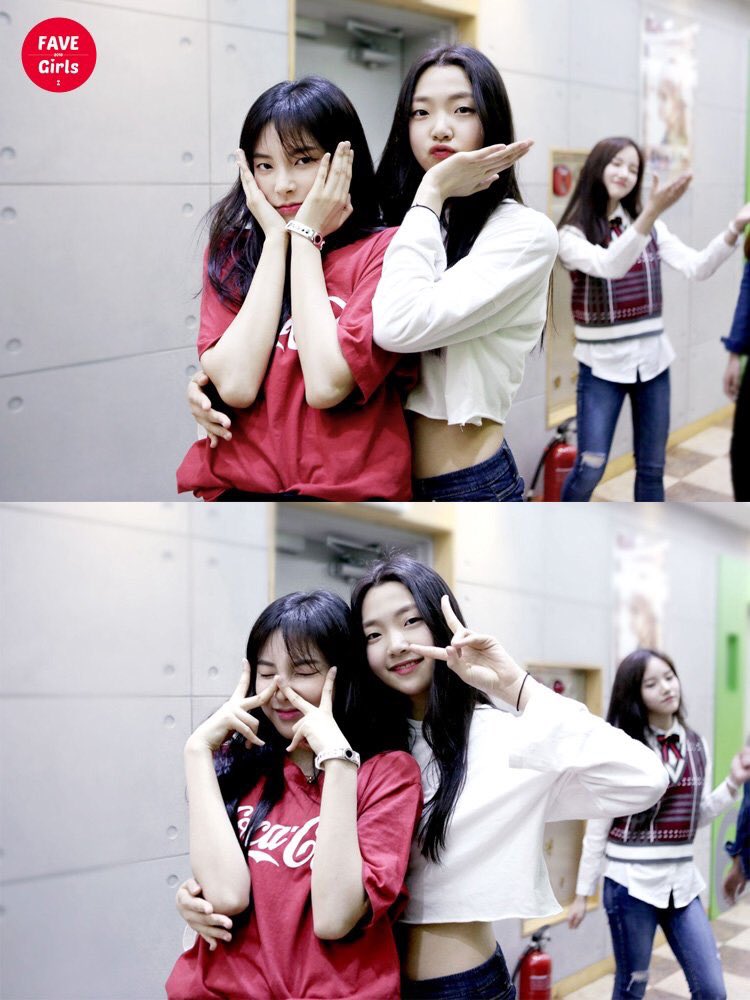A thread of Weeekly pre-debut photos;LOEN Girls ★ FAVE Girls ★ PLAYM GirlsNote: None of the pictures were edited/cropped so this thread may contain former trainees and former mixnine contestants  #Weeekly  #위클리  @_Weeekly