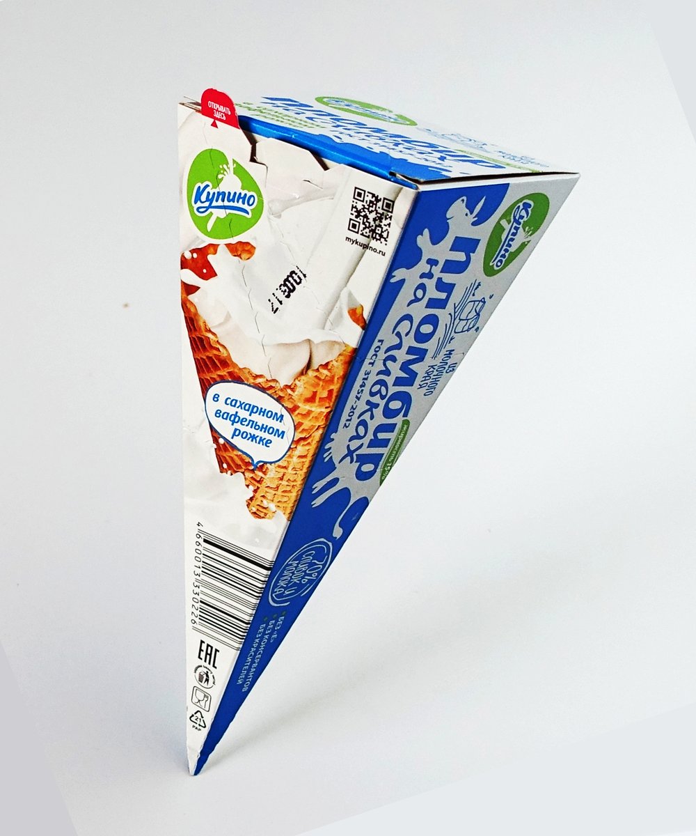 三原 美奈子 בטוויטר 箱の日にお届けする推し箱 その1 暑い夏にはアイス ということで 箱入りのコーンアイス フィルムも無く箱に直に入ってる ジャイアントコーンやカップアイスみたいに密着してないのが逆に新鮮 数年前カザフスタンで購入 箱の日 パッケージ