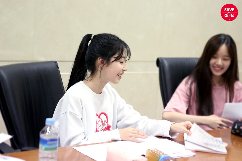 A thread of Weeekly pre-debut photos;LOEN Girls ★ FAVE Girls ★ PLAYM GirlsNote: None of the pictures were edited/cropped so this thread may contain former trainees and former mixnine contestants  #Weeekly  #위클리  @_Weeekly