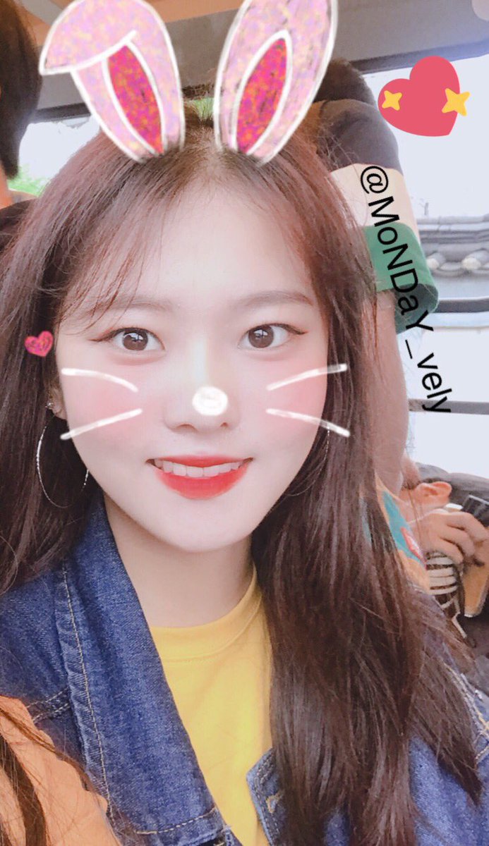 A thread of Weeekly pre-debut photos;LOEN Girls ★ FAVE Girls ★ PLAYM GirlsNote: None of the pictures were edited/cropped so this thread may contain former trainees and former mixnine contestants  #Weeekly  #위클리  @_Weeekly