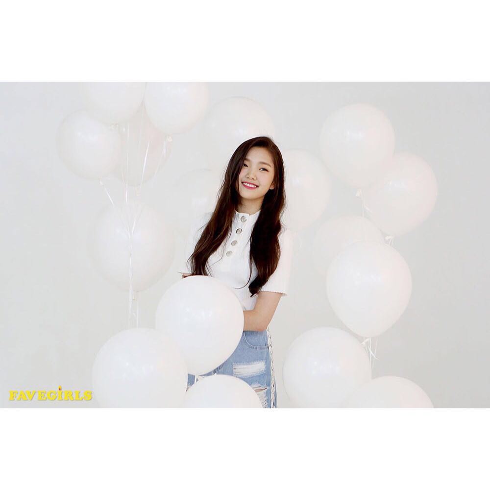 A thread of Weeekly pre-debut photos;LOEN Girls ★ FAVE Girls ★ PLAYM GirlsNote: None of the pictures were edited/cropped so this thread may contain former trainees and former mixnine contestants  #Weeekly  #위클리  @_Weeekly