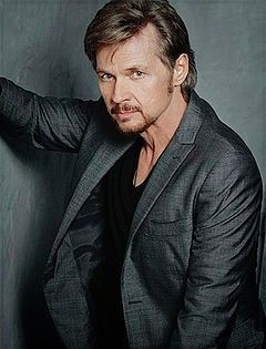SteffyWyatt's tweet image. Thread of my favorite #Days characters (and actors): 
⏳⌛️💫✨🌼
Steve aka "Patch" Johnson - Stephen Nichols 💚
#Stayla 💐 #PatchIsBack ✊