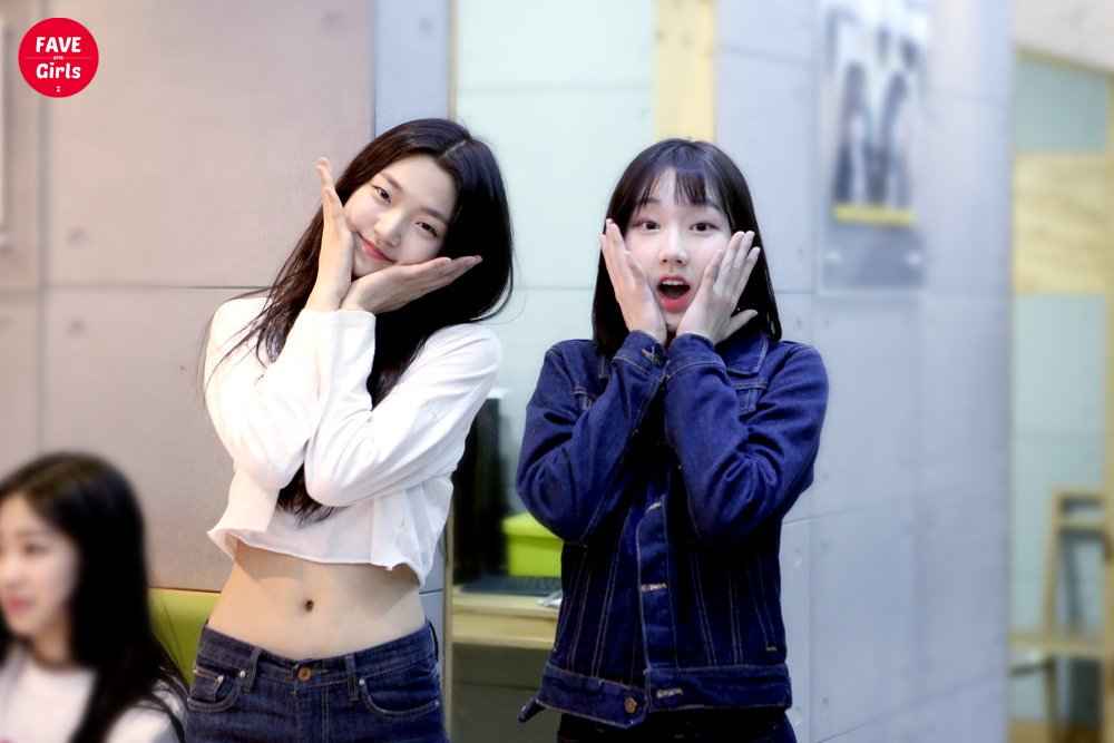 A thread of Weeekly pre-debut photos;LOEN Girls ★ FAVE Girls ★ PLAYM GirlsNote: None of the pictures were edited/cropped so this thread may contain former trainees and former mixnine contestants  #Weeekly  #위클리  @_Weeekly