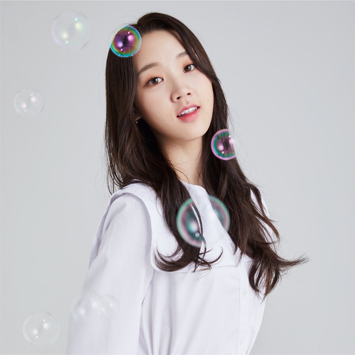 A thread of Weeekly pre-debut photos;LOEN Girls ★ FAVE Girls ★ PLAYM GirlsNote: None of the pictures were edited/cropped so this thread may contain former trainees and former mixnine contestants  #Weeekly  #위클리  @_Weeekly