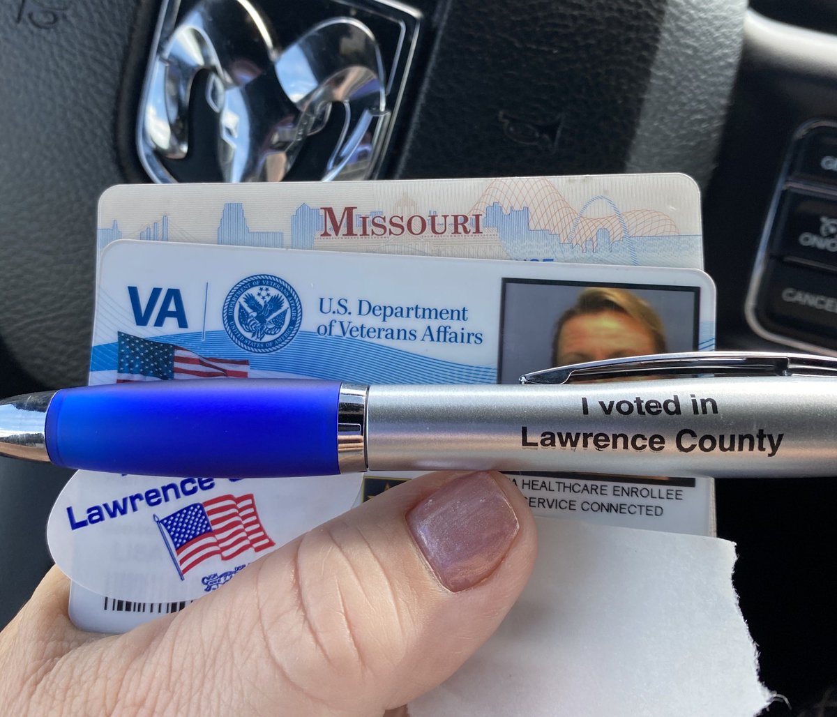 thunderclaptrap's tweet image. I did the thing in Missouri. I hope my vote serves as a reminder that #ILeftTheGOP
@GOP supports the most vile and corrupt president of my lifetime. When the time came for personal and moral courage, our GOP leadership failed. 
#VeteransAgainstTrump #VetsResistSquadron #vote