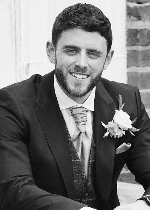 We're aiming at the law changes called #AndrewsLawUK after the tragic loss of PC Andrew Harper, this is the Official page for all the latest news and updates from his mother Deborah. Andrew gave his life for the greater good and his pledge to protect and serve the general public.