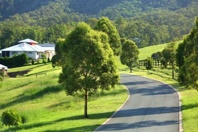 SaltRealtyGC's tweet photo. EXPLORING THE GOLD COAST. 
#Kingsholme is a #locality in the #CityofGoldCoast.
This is a #greatopportunity for #OfftheGrid Living but still close to everything you need.
The perfect #privateoasis whilst close to #publictransport #schools etc..
https://t.co/3sOFMcQvUI https://t.co/3bE1OiWdva