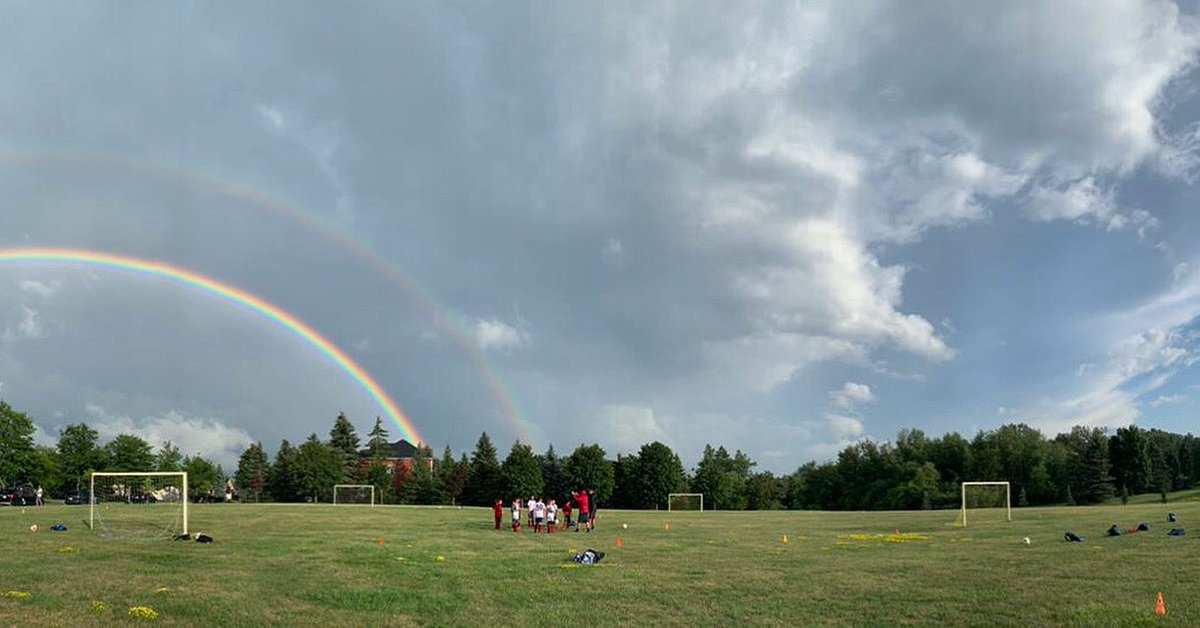 A pot of gold at the end of the rainbow🌈 
.
.
.
#knsc #lions #knsclions #soccer #train #play #playsoccer #competitive #competitivesoccer #boyssoccer #girlssoccer #kleinburg #nobleton #soccerclub #rainbow #vaughan #funeveryday #team #soccerteam #comeplaywithus