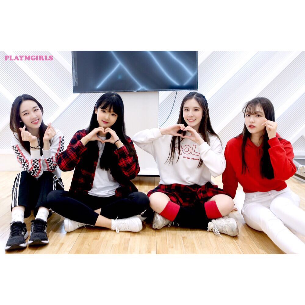 A thread of Weeekly pre-debut photos;LOEN Girls ★ FAVE Girls ★ PLAYM GirlsNote: None of the pictures were edited/cropped so this thread may contain former trainees and former mixnine contestants  #Weeekly  #위클리  @_Weeekly