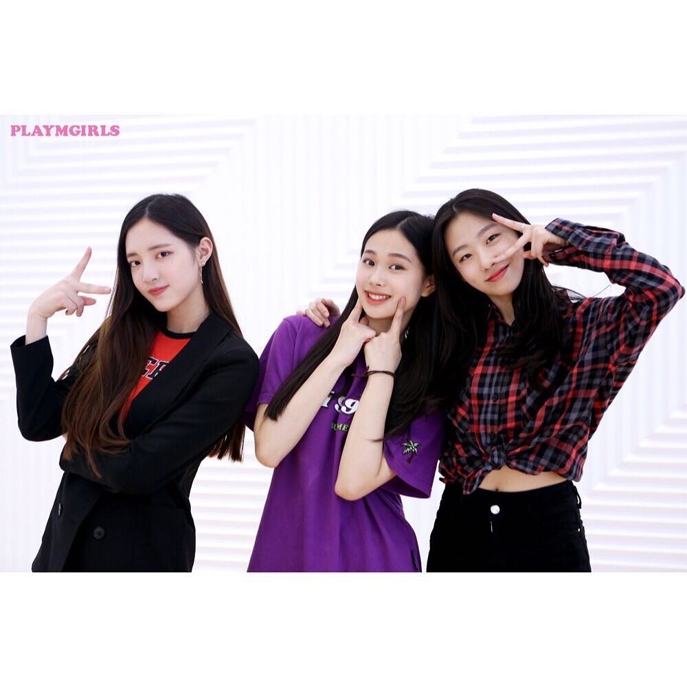 A thread of Weeekly pre-debut photos;LOEN Girls ★ FAVE Girls ★ PLAYM GirlsNote: None of the pictures were edited/cropped so this thread may contain former trainees and former mixnine contestants  #Weeekly  #위클리  @_Weeekly