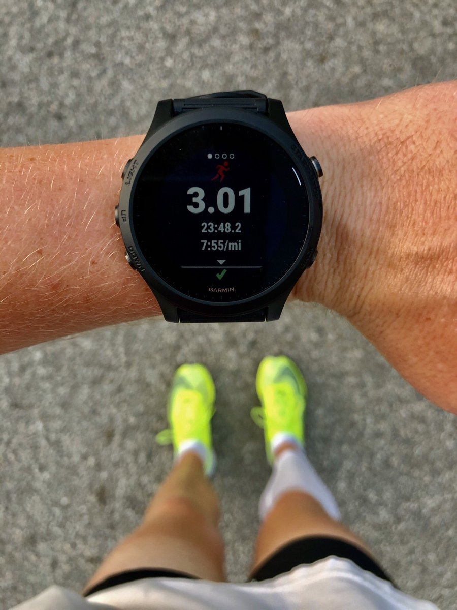 UncleFraz's tweet image. bum calf like @ajwilliams23 in ‘09 . 

Song of the Day:
Chiraqistan (feat. @lildurk) - @ralofamgoon 

🏃‍♂️ | #MissionTWO ➕➕