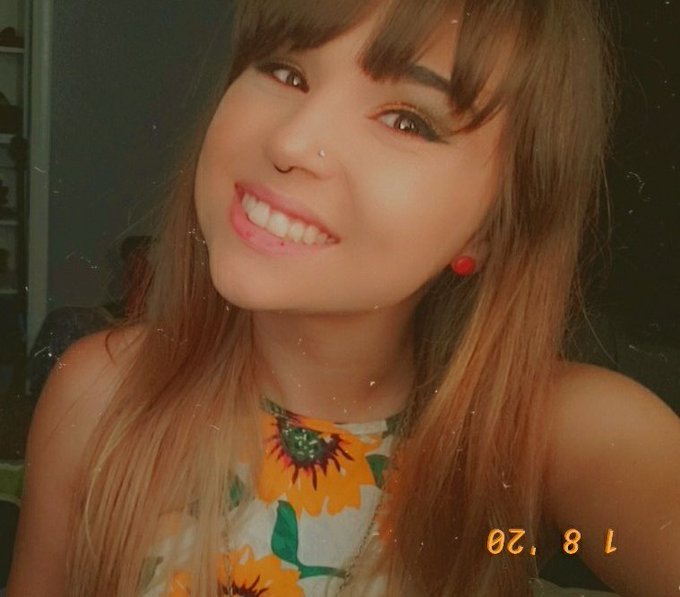 2 pic. 🙈🌻 https://t.co/F7qfiaHRSo