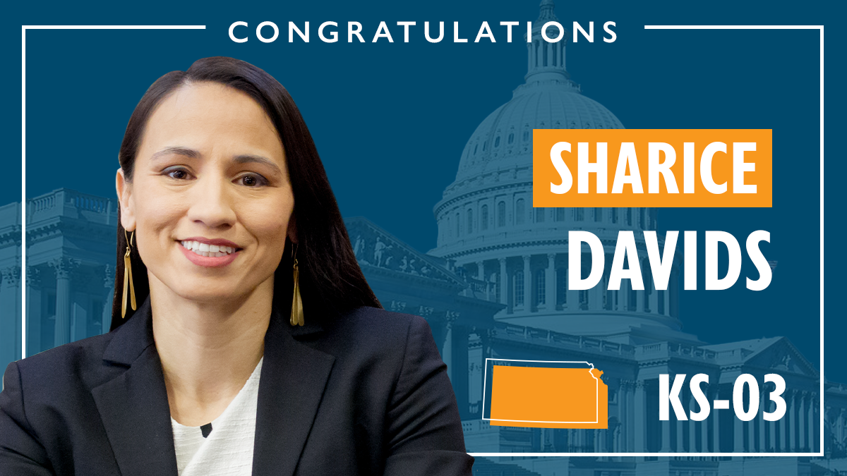 emilyslist's tweet photo. It's official: Rep. @sharicedavids is the Democratic nominee for Kansas' 3rd Congressional District. Together, we can help this incredible leader — and one of the first two Native women elected to Congress — get reelected in November! #ElectNativeWomen https://t.co/tcPUe6JHu6