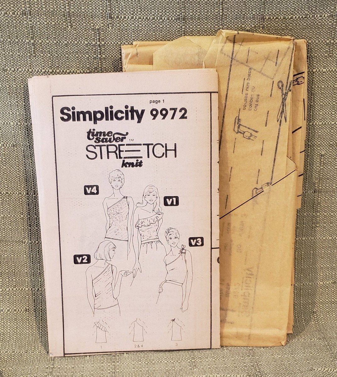 quilts_more's tweet photo. Vintage One-Yard Tops, Sewing Pattern, Simplicity 9972, Misses, One Shoulder Top, Stretch Knit Top, Size 14, Pullover Top, Shirt Summer Top https://t.co/0yhgYHuLHv #ImagineQuiltsAndMore #Etsy #OneShoulderTop https://t.co/A4Gb55iGeo