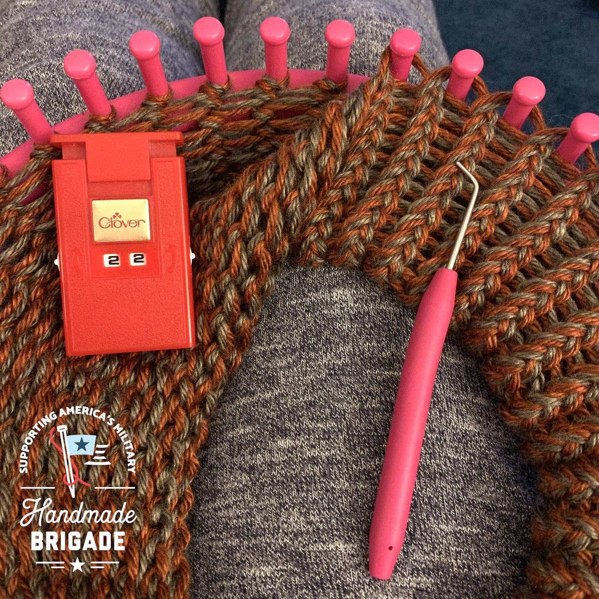 handmade4usmil's tweet photo. 22 rows and flipping that brim 🙃

#SupportOurTroops #SupportOurVeterans #loomknitting #22rows #flipthatbrim https://t.co/cW0MAAiNYg