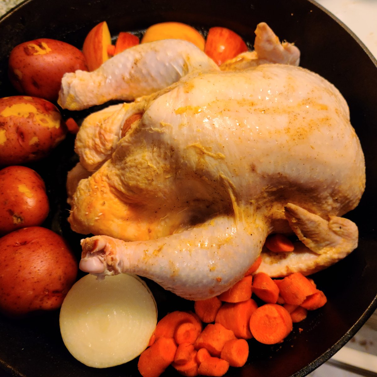 Artura2's tweet photo. Apple Spice and Rum chicken.
#vegancheatday #sometimesvegan #kingcarnivore #foodporn #Foodie https://t.co/VkImPf3rDr