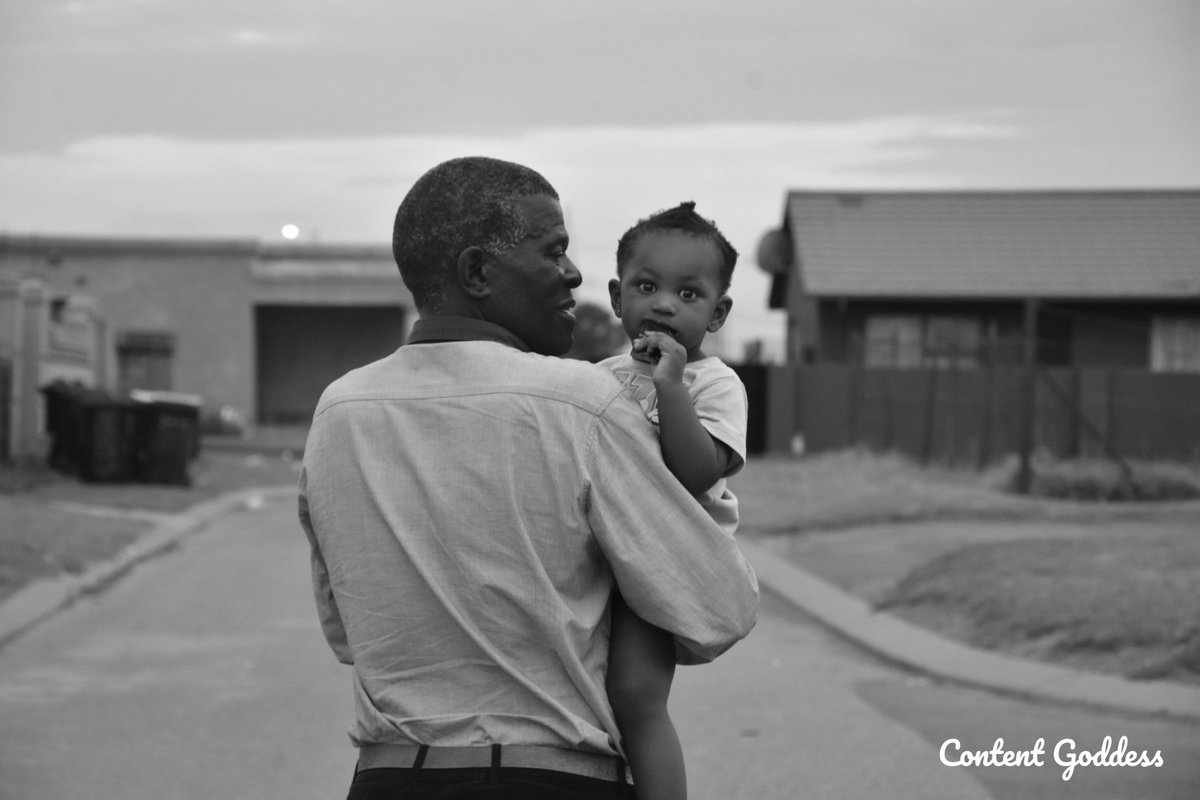 ValenciaSibiya's tweet photo. A grandfather's love #ContentGoddess #Photography #Family #Memories https://t.co/BnDhFIFyu0